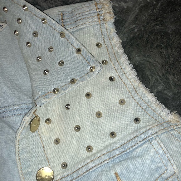 Blue Jean gold studded collar Vest💎 - Picture 6 of 6